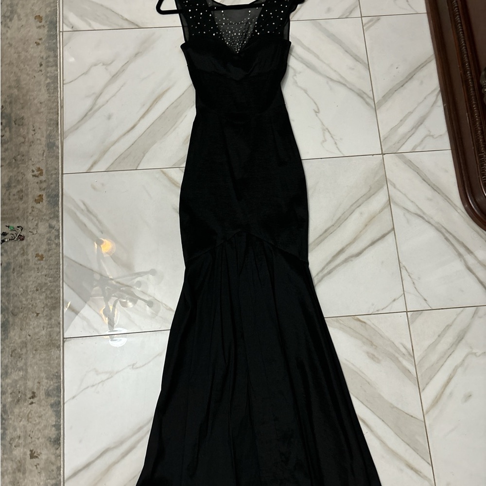 Elegant Black Evening Gown